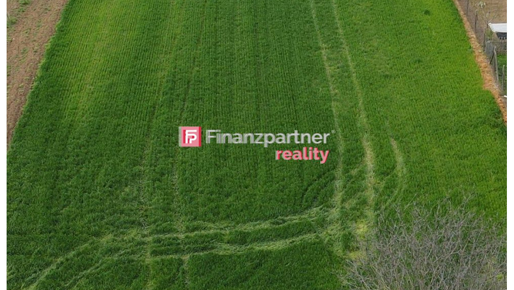 Na predaj stavebný pozemok so stavebným povolením  v obci Veľké Blahovo