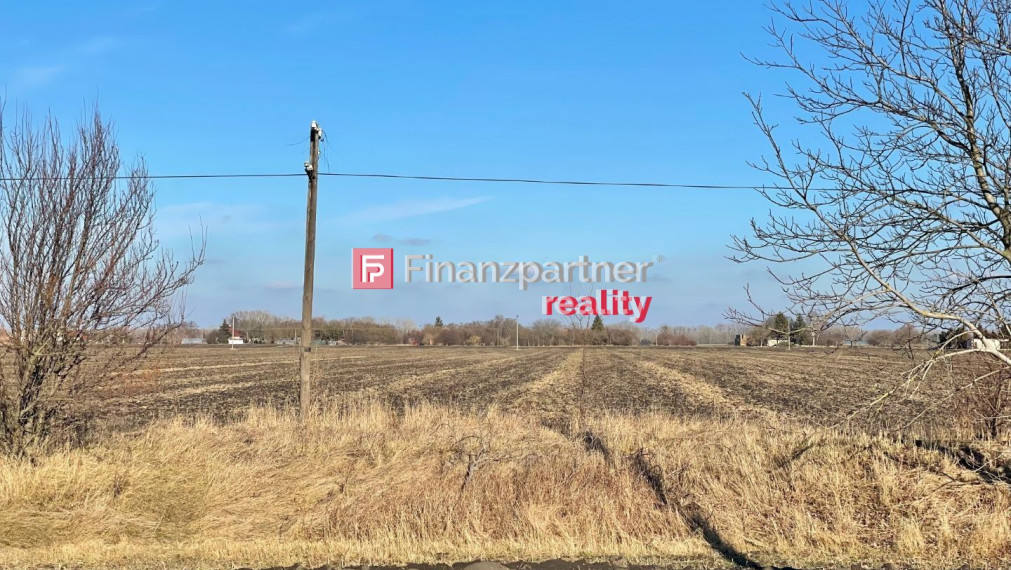 Exkluzívne na predaj orná pôda 9262 m2 Čalovec časť Violín