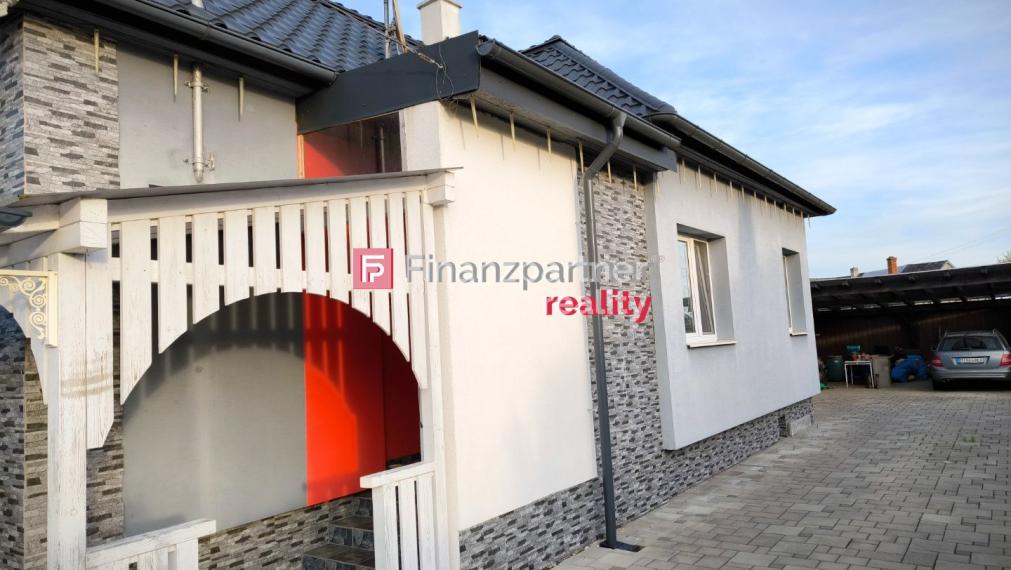 Exkluzívne na predaj dom v obci Zalužice