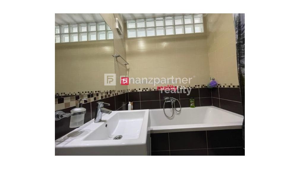 Momentálne nedostupné 4 izbový rek. byt s klímou (77m2) Karpatská s loggiou (F456-114-ANM)