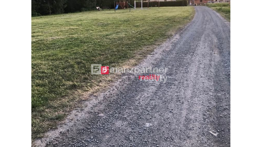 Slnečný, rovinatý  stavebný pozemok Vyšná Šebastová  - Prešov (F031-14-Mato)
