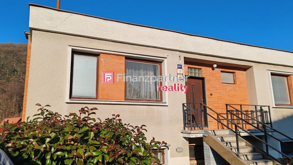 Znížená cena! Predaj pekný rodinný dom v Brezovej pod Bradlom