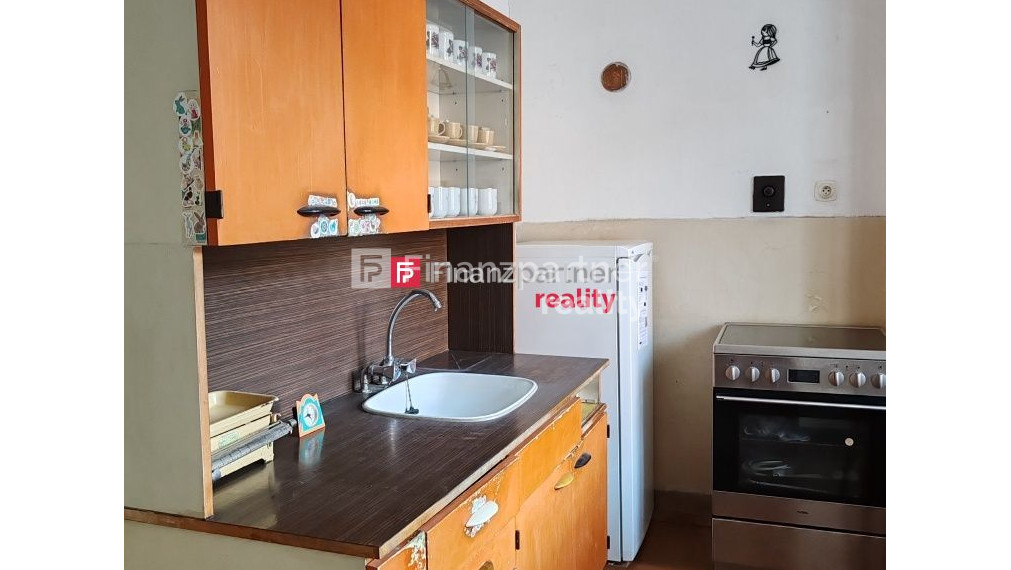 Na predaj 2 izbový byt v Brezovej pod Bradlom