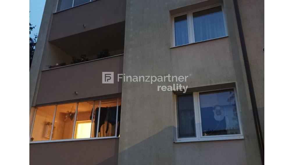 Priestranný 3 izbový byt na veľmi dobrom mieste /F024-113-ALPO/