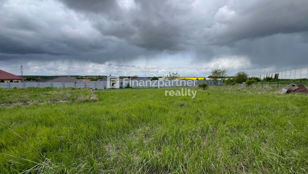 Stavebný pozemok 900 m², Párovské Háje, Nitra