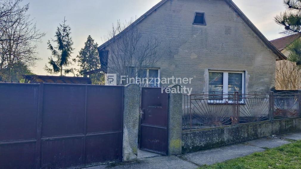 Predaj staršieho rodinného domu s pozemkom 783 m² Lehnice