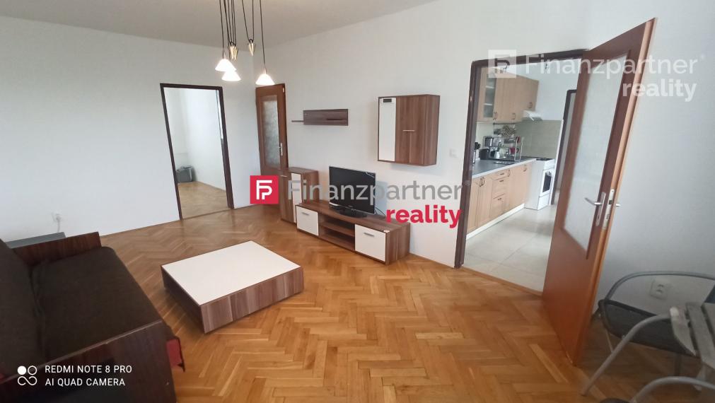 REZERVOVANY ! prenájom 3 izbový byt, voľný od. 1.10.2023 Nitra Chrenová, 3