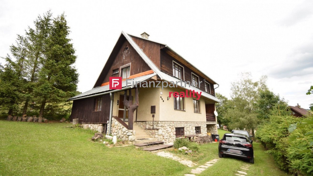 PREDAJ jedinečného  RD v veľkým pozemkom - VYSOKÉ TATRY