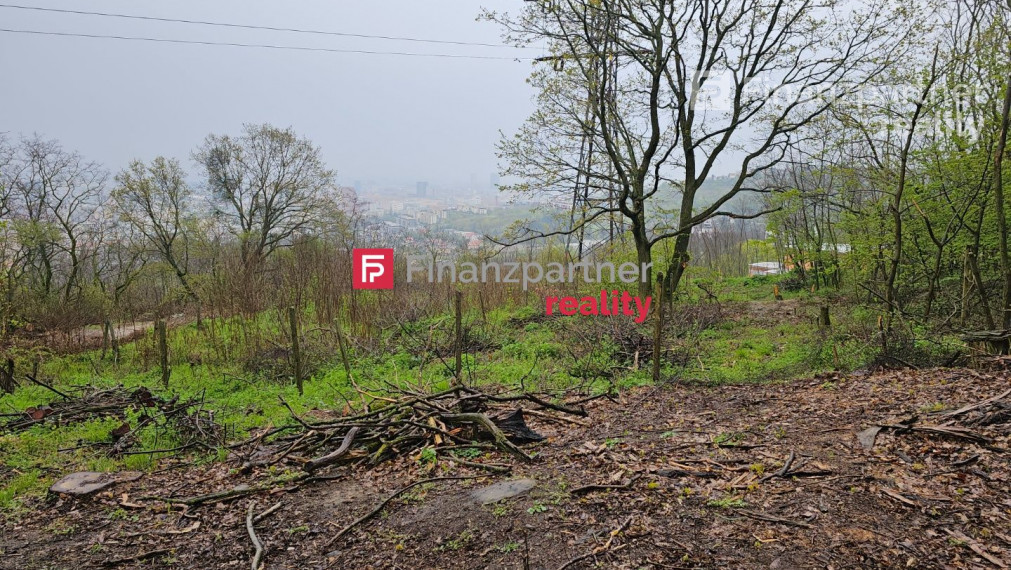 Na predaj investičný pozemok v lokalite AHOJ-BRIEŽKY v Bratislave