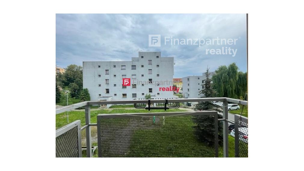 „šikovný“1izb byt v „centre diania futbalu“