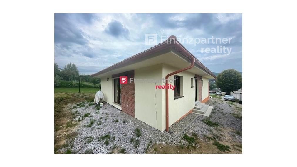 Novostavba komplet dokončená v Kanaši (F010-124-MAROi)