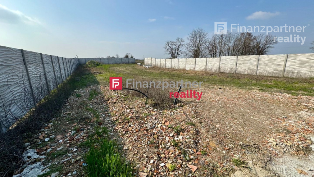 Na predaj stavebný pozemok 721 m2 v tichej lokalite obce Trnávka