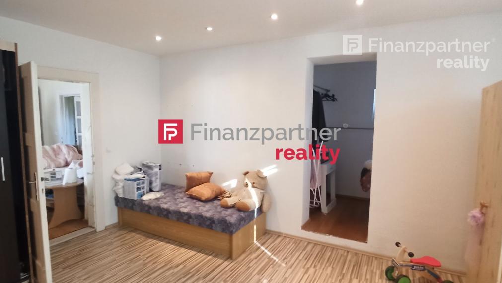 Pre hotovostneho klienta zĺava ! Dom s pozemkom 906m2, Nitra -Svätoplukovo