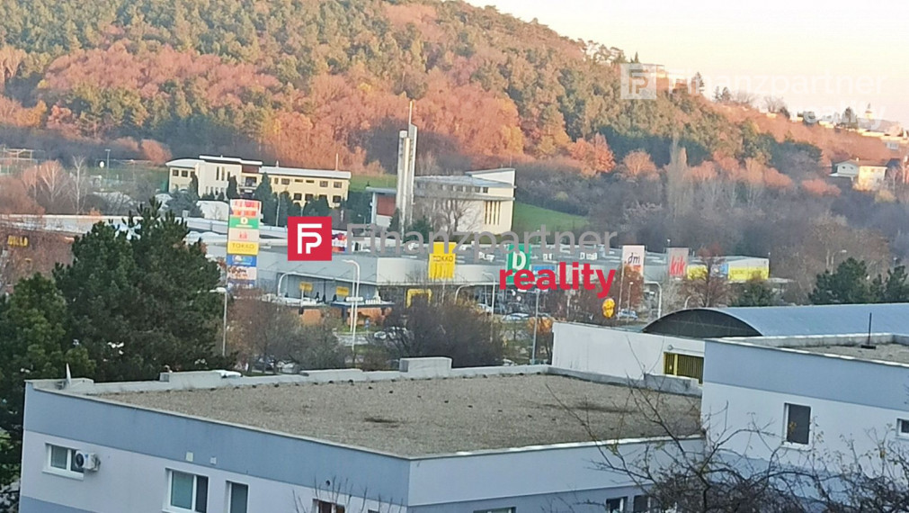 REZERVOVANÉ ! 2 izbový veľkometrážny byt Nitra - Klokočina