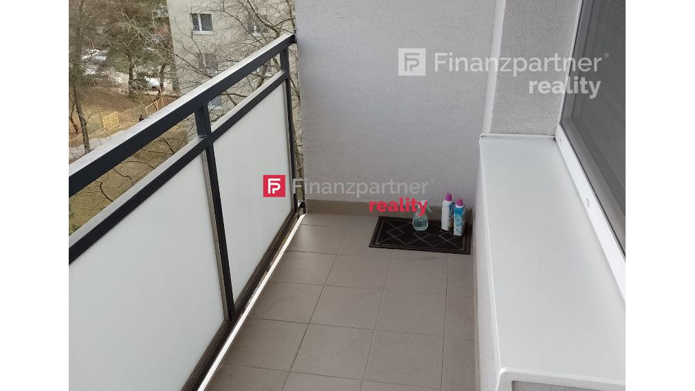 "Rezervované"  Fantastický atypický veľmi zaujímavý 2 izb byt s loggiami pri Eperii na Sekčove (F614-112-ANMi)