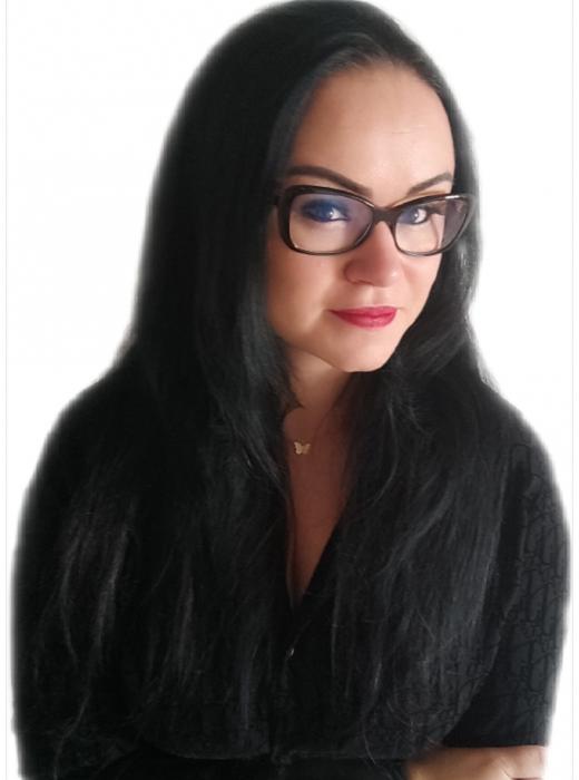 Lenka Kavuľová...