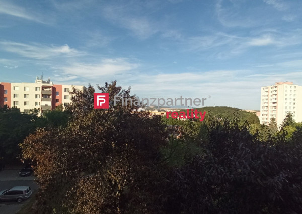 REZERVOVANÉ ! 2 izb. byt Nitra s povolením pre domáce zvieratá a fajčiara, Nitra