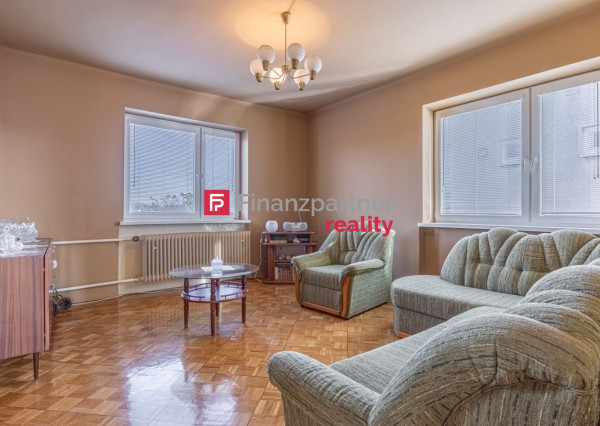 VÝRAZNE ZNÍŽENÁ CENA!!!  Rodinný dom v obci Topoľníky (okres Dunajská Streda) F010-12-PEFU