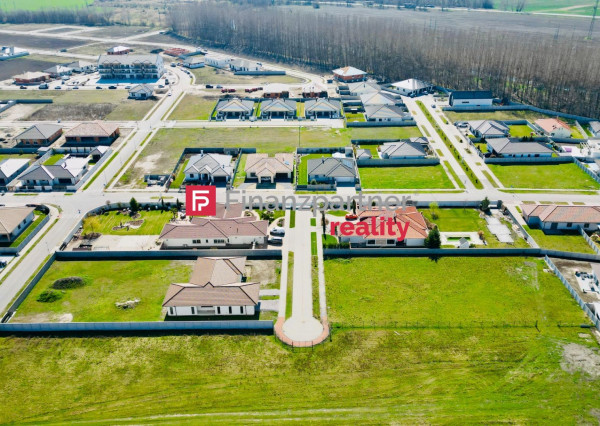 Na predaj stavebný pozemok lokalita Florida Park