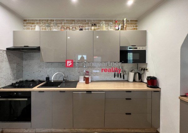 REZERVOVANÝ dom, pozemok 482 m2, Volkovce, Zlaté Moravce