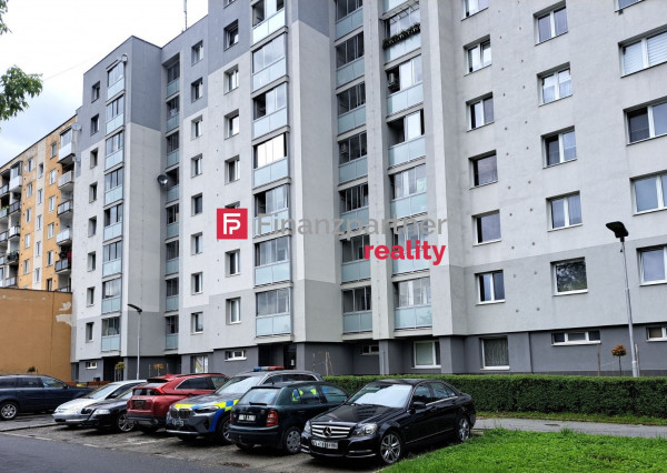 Na predaj priestranný 2-iz. byt s výnimočnými benefitmi – Snina, centrum mesta