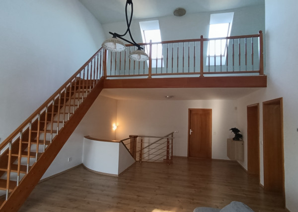 Výnimočná architektúra, dom, Šintava, Sereď