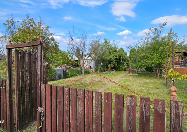 Exkluzívna záhrada s chatkou a plným vybavením v Bohdanovciach nad Trnavou!