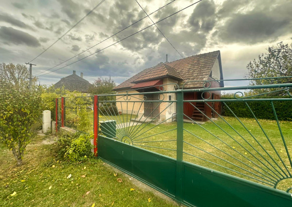 Rodinný dom s pozemkom 531 m², Klížska Nemá, Komárno