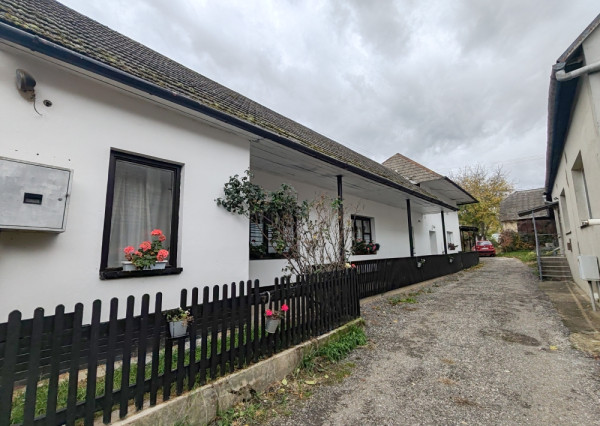 NOVINKA! Rodinný dom s veľkým pozemkom a výhľadom na Veľkú Javorinu