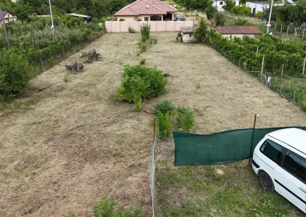 Rozľahlý stavebný pozemok v meste Štúrovo, Nové Zámky