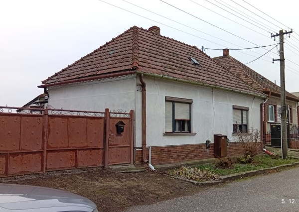 3-izbový rodinný dom s veľkým pozemkom v tichej lokalite