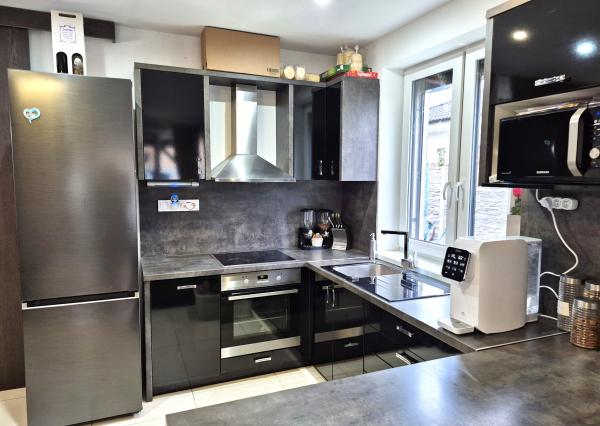 Moderný 3 izbový dom s bazénom vo Veľkom Blahove