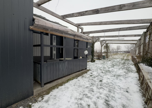 Dubová: Chata 50m2, pozemok 1156m2, siete, super cesta!