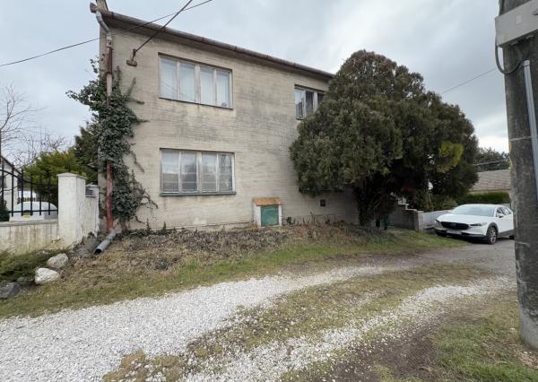 RD Zvončín 160m2, vhodný na renováciu z Obnov dom, 149 000 €