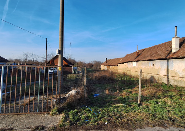 (F013-014-MAPOa)Predám stavebný pozemok 1.112m2,Šulekovo/Hlohovec