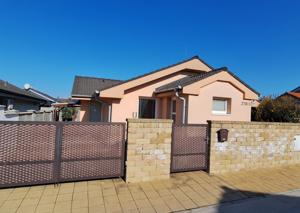 (F014-022-MAPOa) Prenájom rodinného domu, Galanta