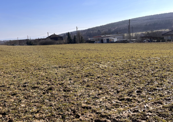 Stavebný pozemok v rozprávkovej dedine Zlatníky