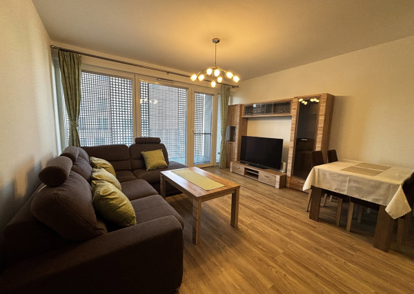 Na prenájom - 2 izbový byt, širšie centrum Bratislava