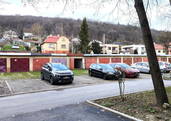 GARÁŽ, KTORÁ VÁM ZARÁBAŤ NEMUSÍ – ALE MÔŽE