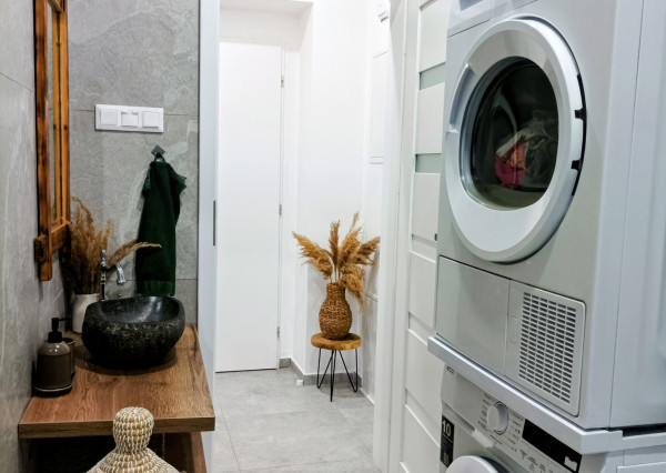 Nízkonákladové byty v centre mesta s pocitom rodinného prostredia! / F242- 112-ALPO/