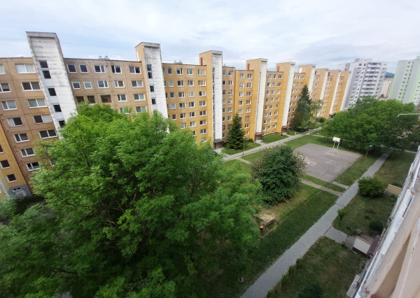 Na predaj 2 izbový byt Ťahanovce