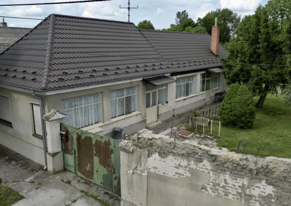 Starší rodinný dom s jedinečnou záhradou pri vode