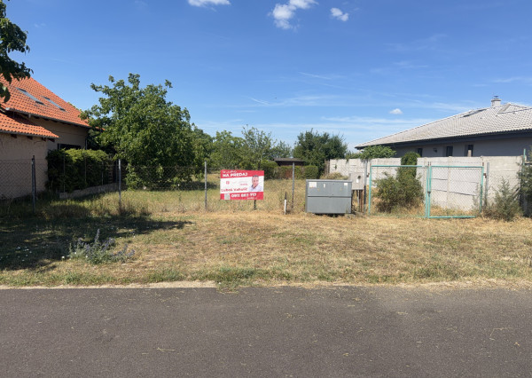 🌟🌟 Stavebný pozemok Miloslavov 888 m² - ihneď k výstavbe