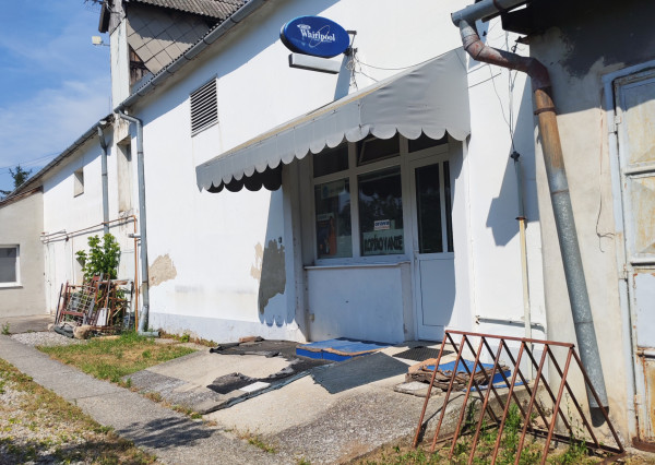 Na predaj predajňa v centre mesta Hurbanovo