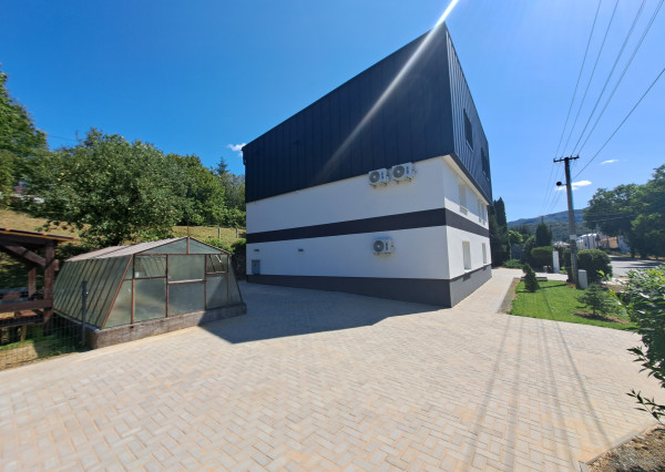 Predaj 4-izbové bytové jednotky s vlastným pozemkom a garážou po kompletnej rekonštrukcii