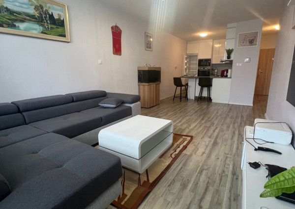 NA PRENÁJOM - 3 izbový byt - ulica Nobelova - Nové Mesto