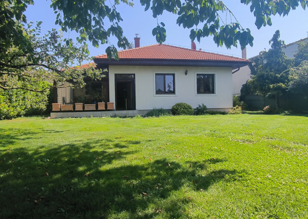 Prenájom 4-izbového domu s veľkou záhradou – Nová Dedinka