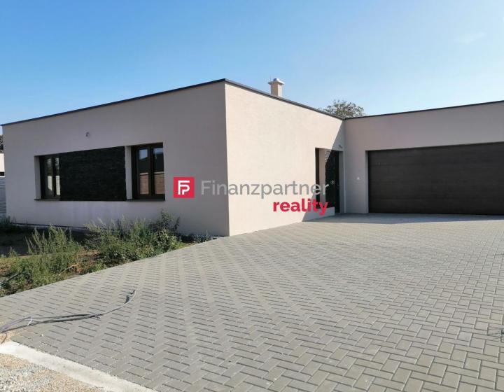 3D prehliadka: RD s dvojgarážou - Blahová, pozemok 986m2
