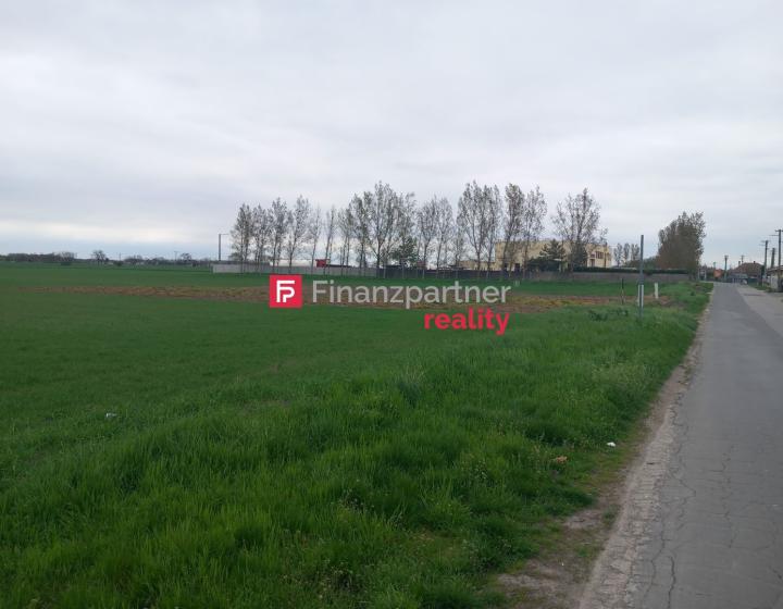 Na predaj stavebný pozemok na výstavbu dvoch rodinných DVOJDOMOV v obci Nový Život