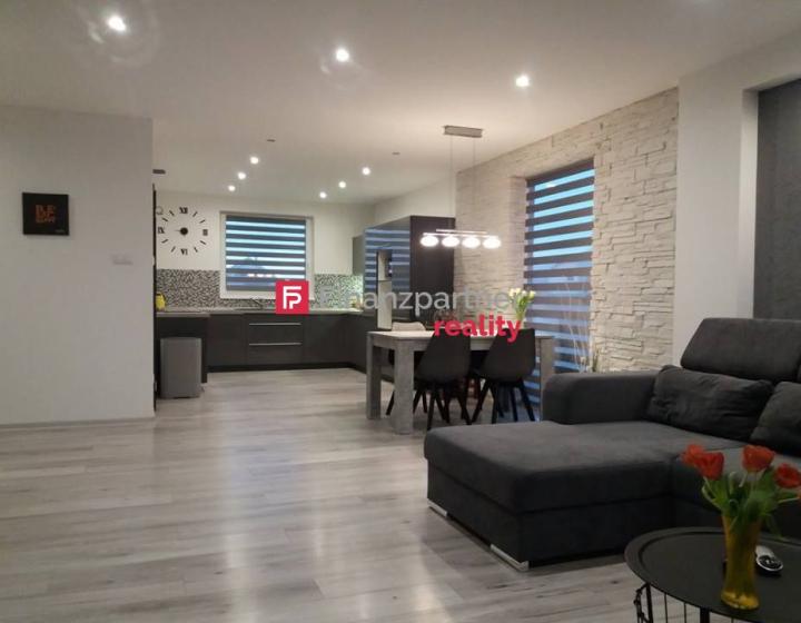 Hľadáme 2 izbák na prenájom